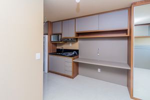 Image 10 - 310132