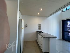 Image 21 - 310248