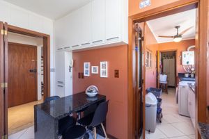 Image 13 - 310332