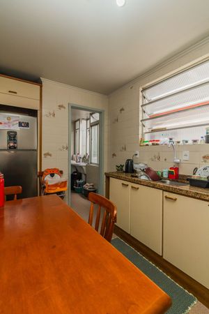 Image 15 - 310415