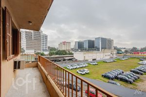Image 5 - 310452