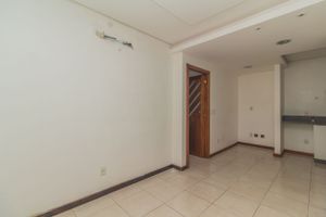 Image 11 - 310547