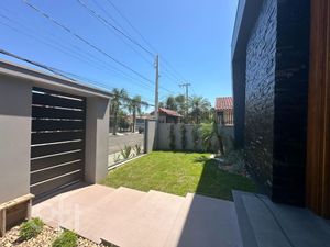 Image 3 - 310685