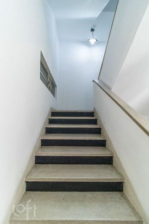 Image 39 - 310745