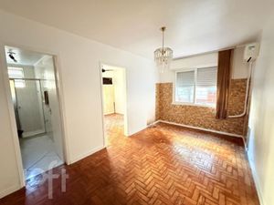Image 19 - 310818
