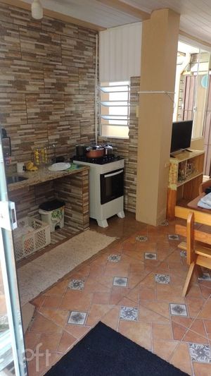 Image 8 - 310819