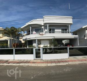 Image 23 - 310822