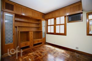 Image 18 - 310847