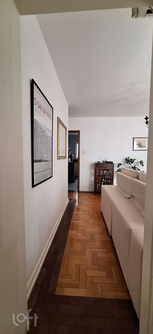 Image 20 - 310882