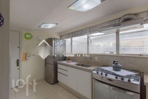 Image 3 - 310883