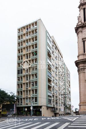Image 21 - 310895