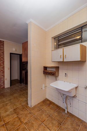 Image 33 - 310920