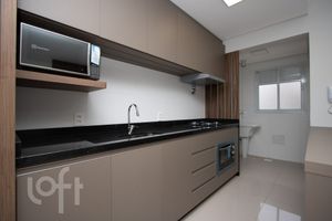 Image 3 - 310929