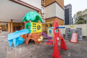 Image 8 - 310944