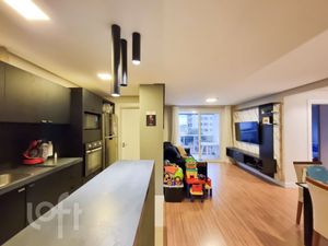 Image 4 - 311009