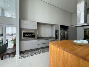 Image 10 - 311017