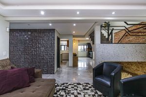 Image 31 - 311122