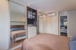 Image 18 - 311125