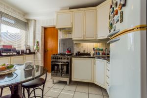 Image 17 - 311157