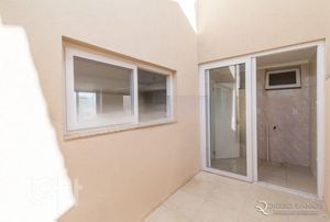 Image 11 - 311178