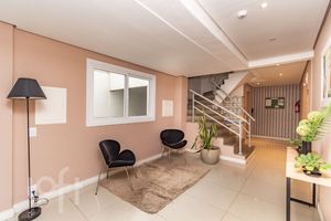 Image 17 - 311185