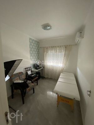 Image 34 - 311296
