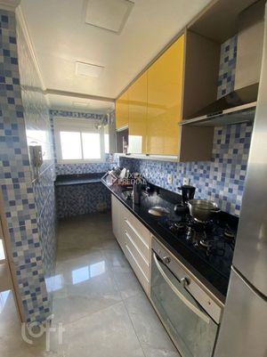 Image 30 - 311296