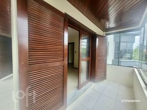 Image 10 - 311350