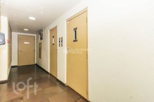 Image 16 - 311555