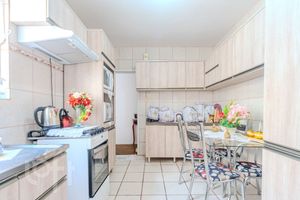Image 19 - 311773
