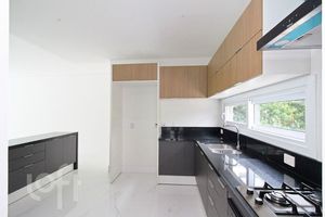 Image 8 - 311832