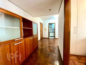 Image 4 - 311900