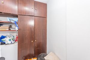 Image 34 - 312043