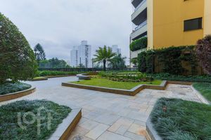 Image 6 - 312575