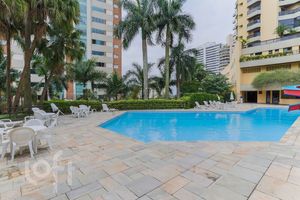 Image 15 - 312575