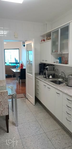 Image 21 - 312880
