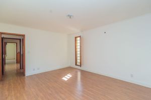 Image 4 - 312946
