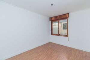 Image 17 - 312946