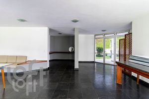 Image 37 - 313033