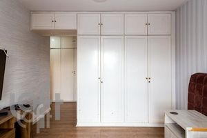 Image 19 - 313042