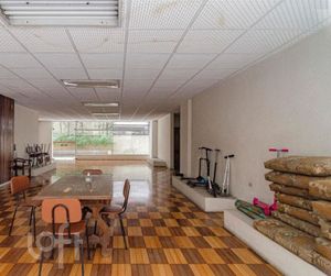 Image 8 - 313166