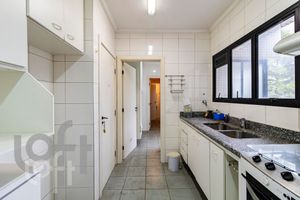 Image 37 - 313288