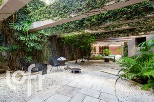 Image 31 - 313325