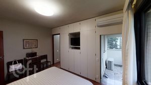 Image 15 - 313663