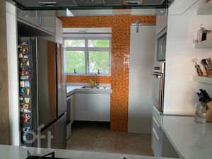 Image 9 - 313850