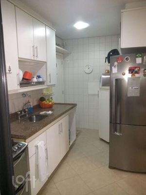 Image 30 - 313996