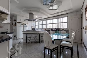 Image 15 - 314033