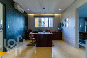 Image 15 - 314084