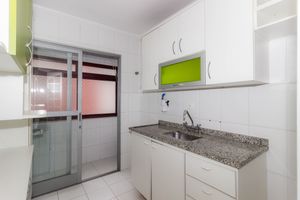 Image 22 - 314105