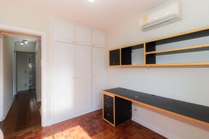 Image 20 - 314429